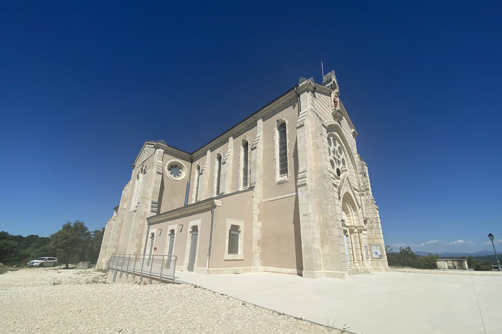 2019 - Sanctuaire St Joseph à Roussas (Drôme)